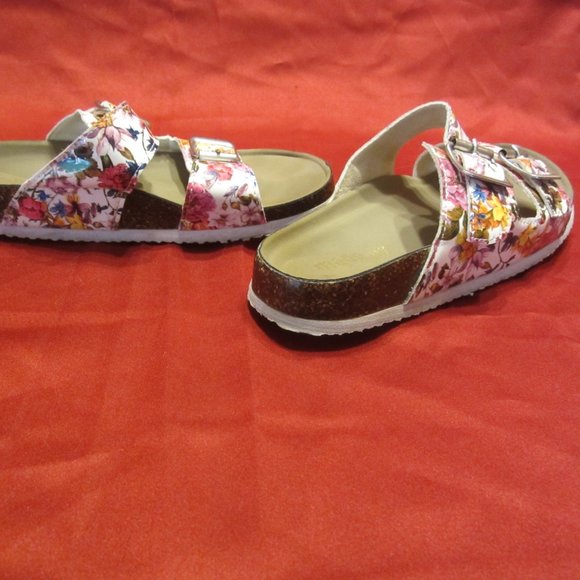 MADDEN GIRL BLAIRR, GIRLS/WOMENS FLORAL SANDALS SIZE 6M - Picture 4 of 7